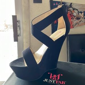 JustFab Hashini